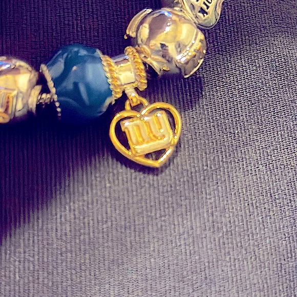 NYG New York Giants Football Fan 24k Gold and Sterling Silver charm bracelet - Picture 8 of 8